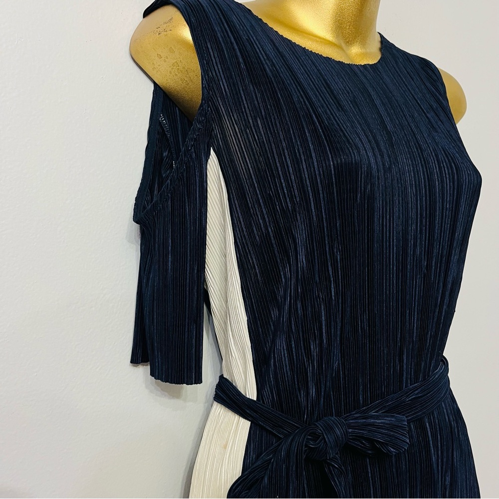 Topshop Pleated Midi Dress – Navy Cream Colorblock Tie Waist – Size 6 - Picture 4 of 6